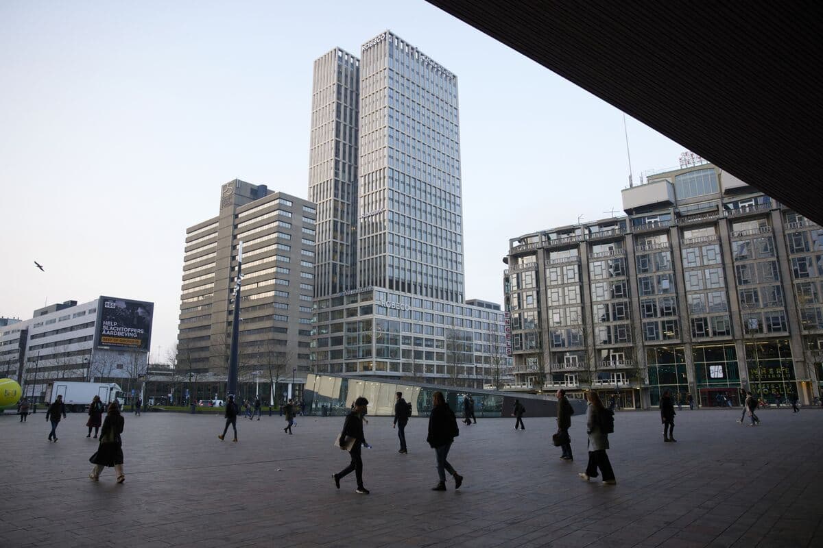 A Whole Country Plans to Shrink Its Government With AI - Image 1